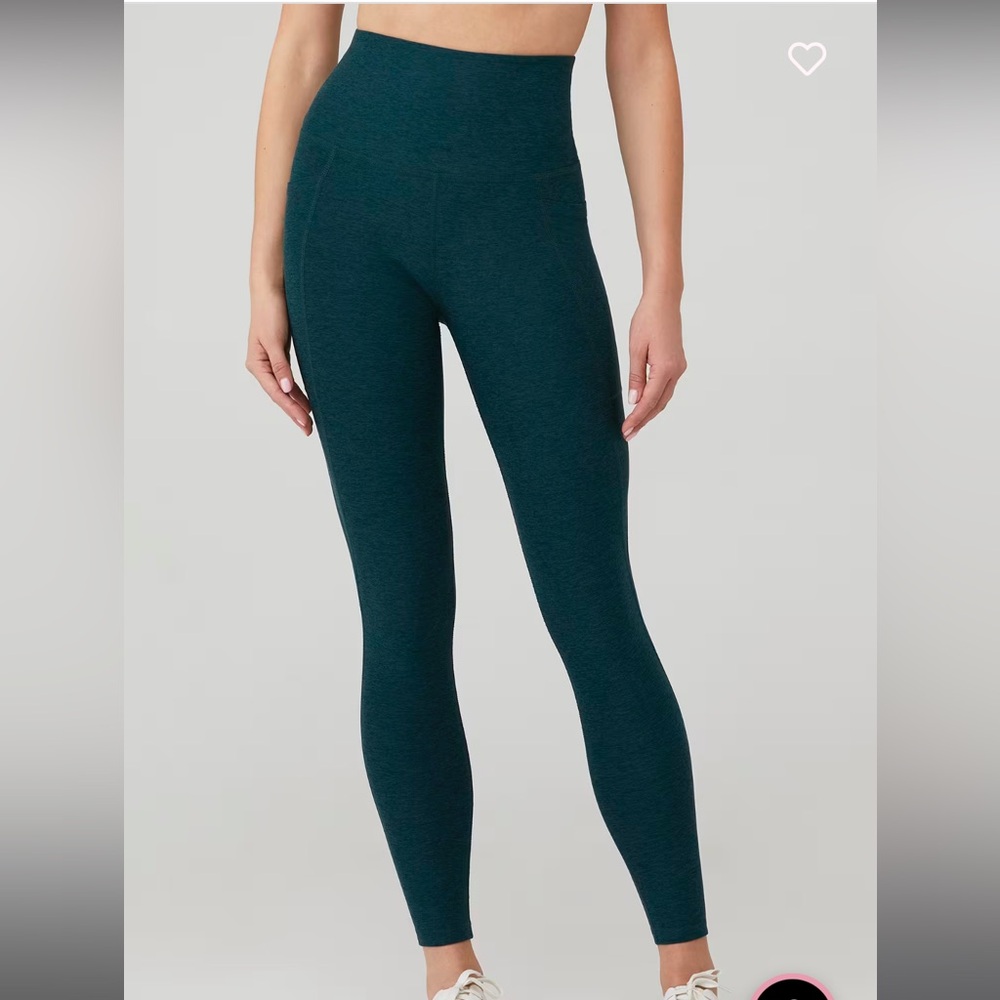 Beyond Yoga Green Spacedye Out Of Pocket High Waisted Midi Legging - Med